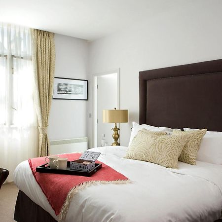 Rooms By Bistrot Pierre At The Crescent Inn Ilkley Exterior photo